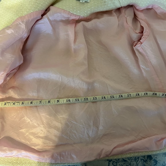 Cropped Tweed Jacket - Picture 4 of 6